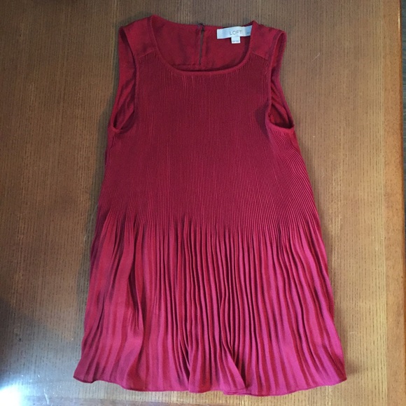 LOFT Tops - LOFT Red Sleeveless Tank Top Shell